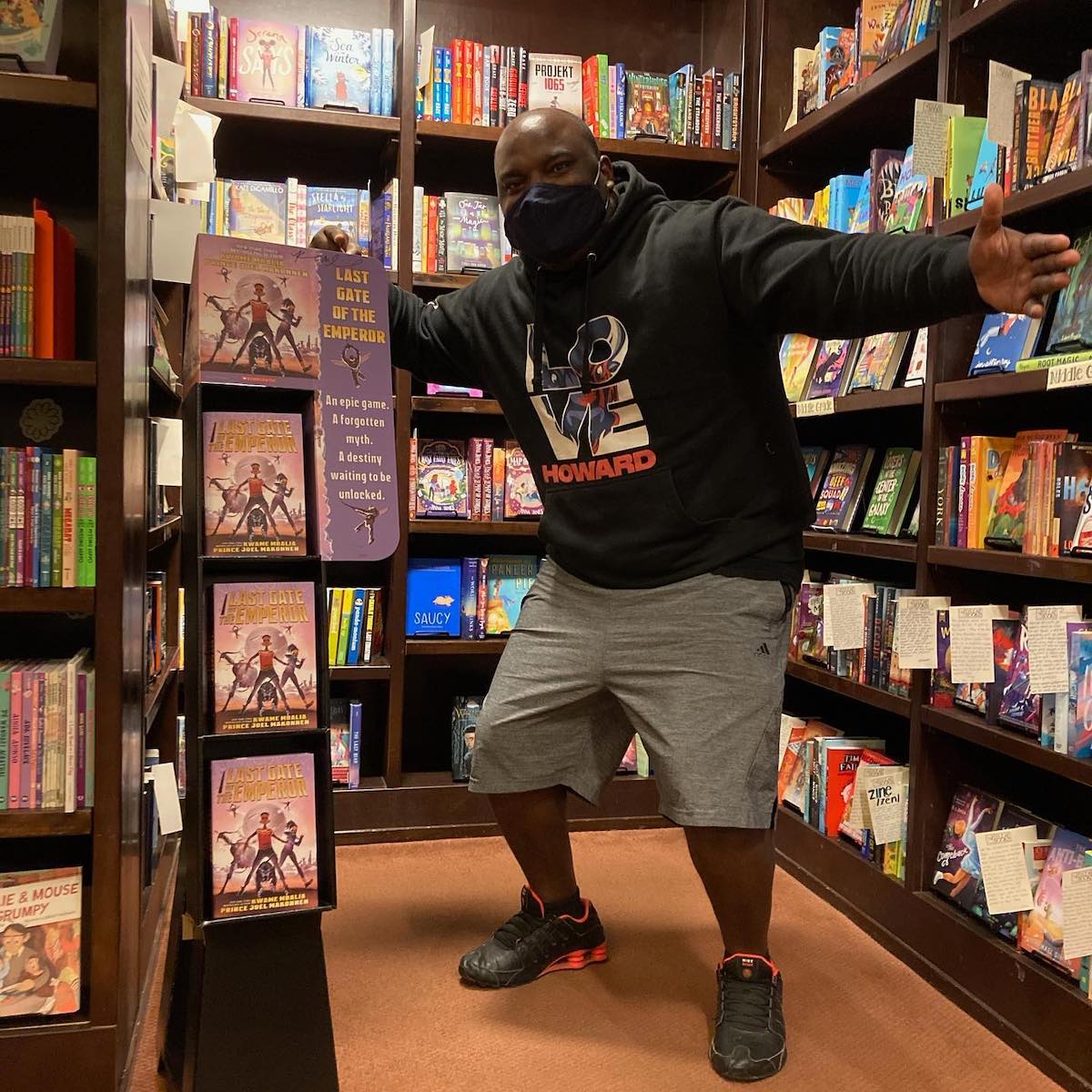 Flyleaf Books